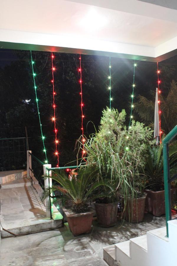 Laxmi Lodge Rishikesh Exterior photo